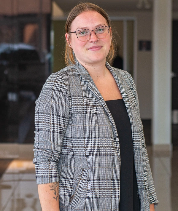 Kaitlyn Curtis Lincoln Brand Manager & Advisor